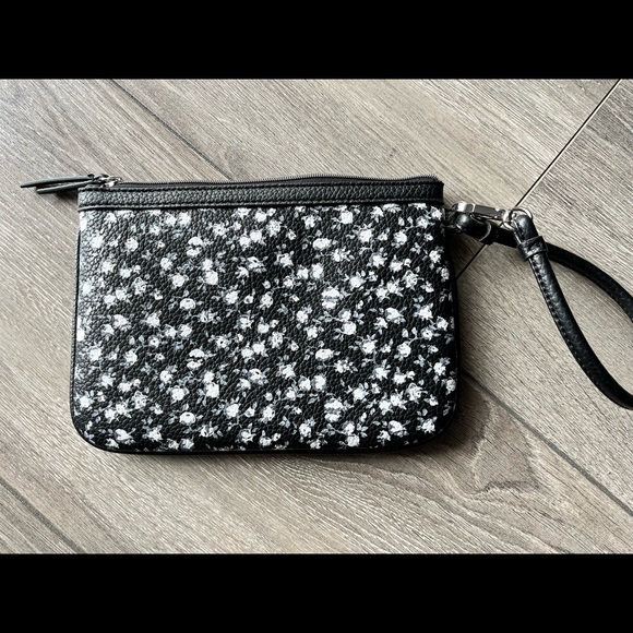 CALVIN KLEIN | Floral Wristlet - Picture 3 of 3
